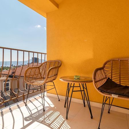Adastra Apartments With Private Parking And Floor Heating غييكا المظهر الخارجي الصورة