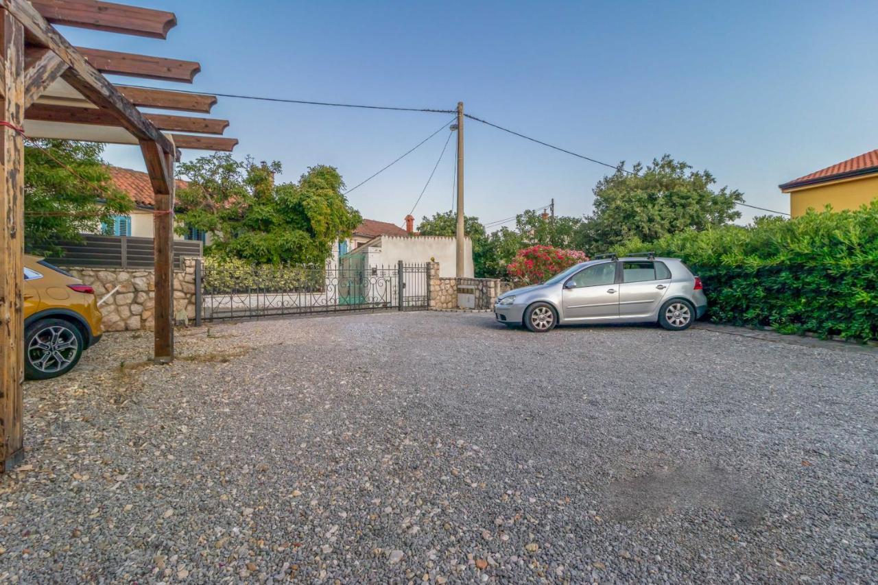 Adastra Apartments With Private Parking And Floor Heating غييكا المظهر الخارجي الصورة