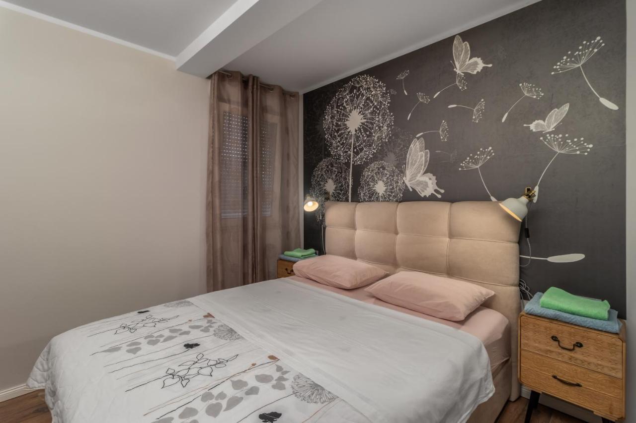 Adastra Apartments With Private Parking And Floor Heating غييكا المظهر الخارجي الصورة